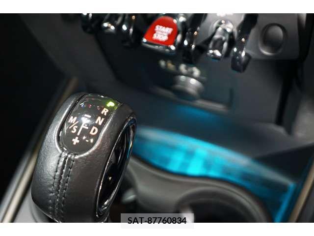 Bmw MINI 2018-04 340957-16