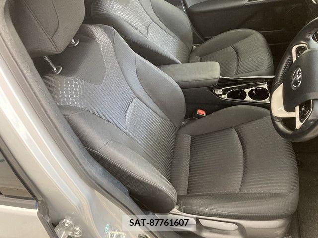 Toyota PRIUS 2018-06 322299-8