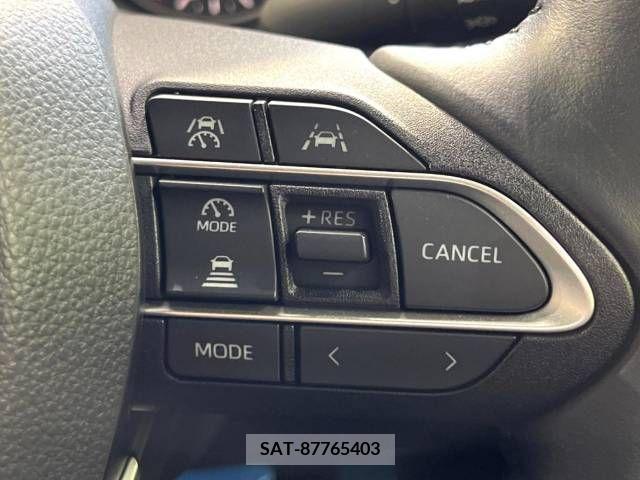 Toyota NOAH 2022-11 392829-7