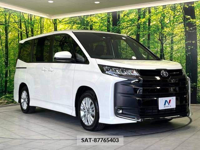 Toyota NOAH 2022-11 392829-17