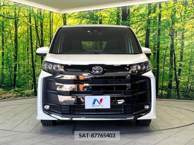 Toyota NOAH 2022-11 392829-15