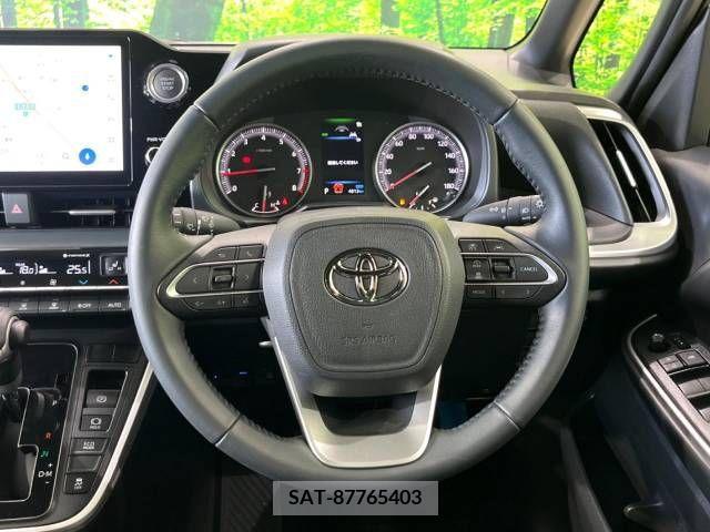Toyota NOAH 2022-11 392829-12