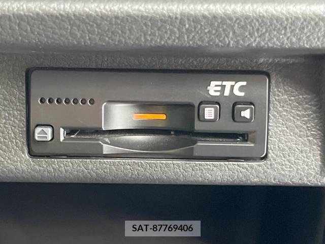 Suzuki X BEE 2019-07 387936-7