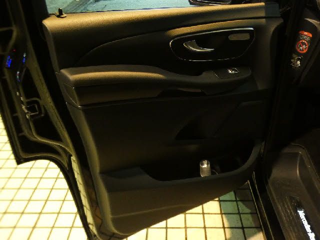 Mercedes Benz V-CLASS 2020-07 4860-20