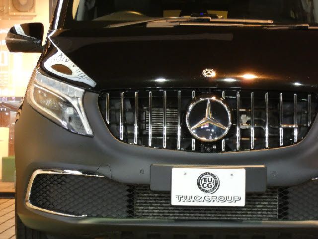 Mercedes Benz V-CLASS 2020-07 4860-5