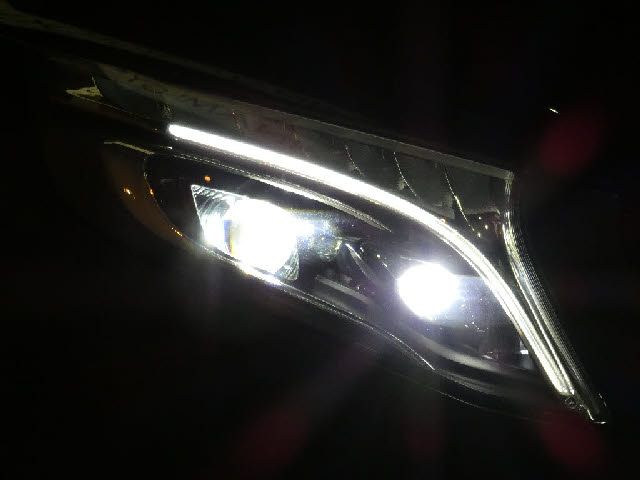 Mercedes Benz V-CLASS 2020-07 4860-19