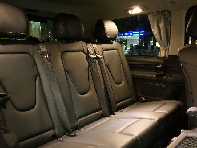 Mercedes Benz V-CLASS 2020-07 4860-28