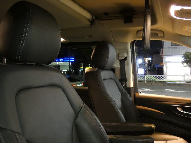 Mercedes Benz V-CLASS 2020-07 4860-24