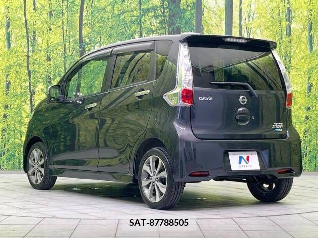 Nissan DAYZ 2013-07 387724-17