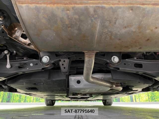 Toyota PRIUS 2019-06 221191-19