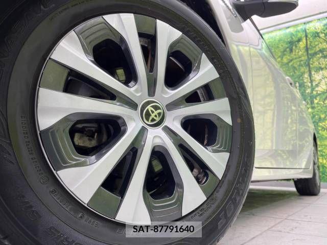 Toyota PRIUS 2019-06 221191-13