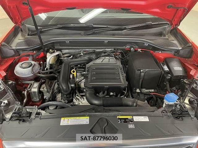 Audi Q2 2018-11 261541-13