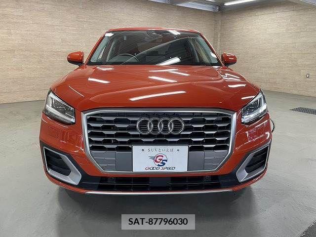 Audi Q2 2018-11 261541-16