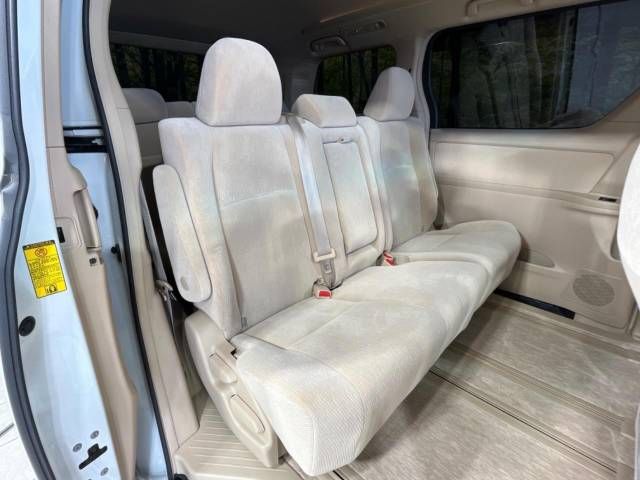 Toyota ALPHARD 2011-12 189058-9