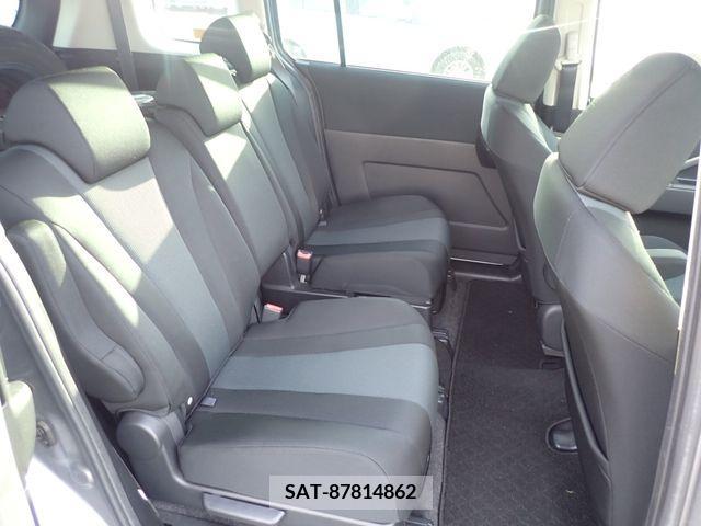 Mazda PREMACY 2017-01 215982-21