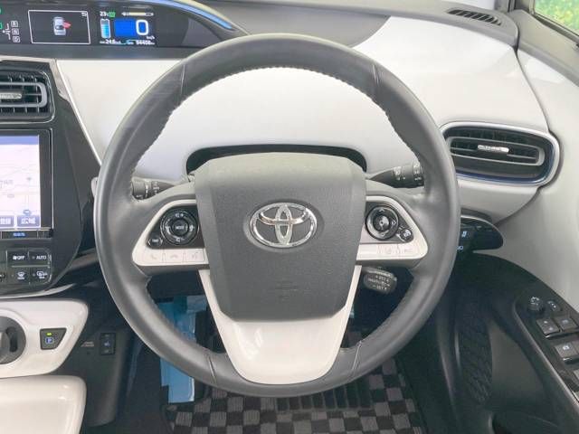 Toyota PRIUS 2016-12 182701-11
