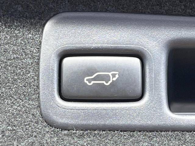 Toyota HARRIER 2019-03 6165-7