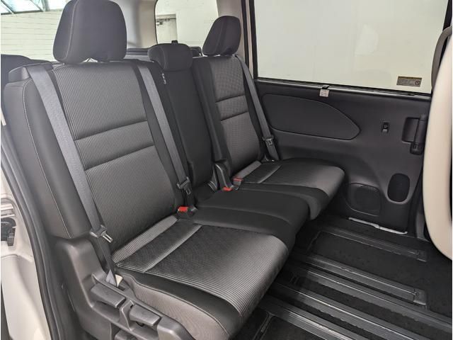 Nissan SERENA 2019-08 184687-10