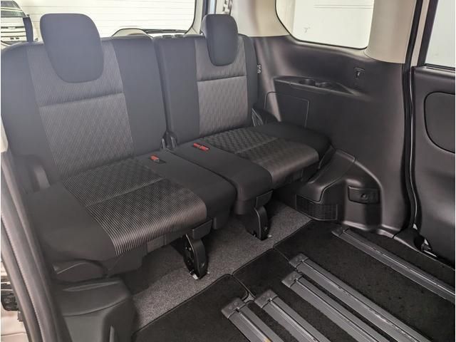 Nissan SERENA 2019-08 184687-11
