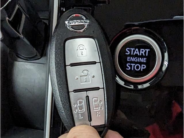 Nissan SERENA 2019-08 184687-7