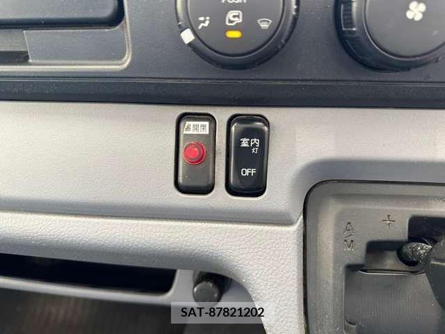 Mitsubishi CANTER 2014-02 264696-11