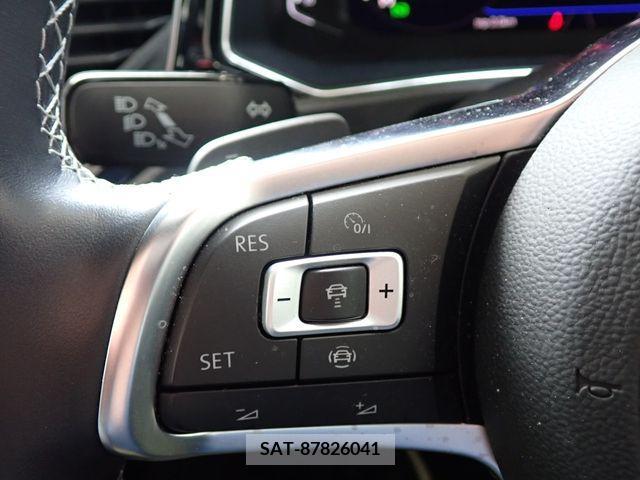 VolksWagen T-ROC 2022-01 370843-13