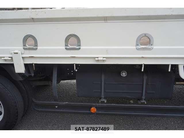 Hino DUTRO 2018-04 333486-19