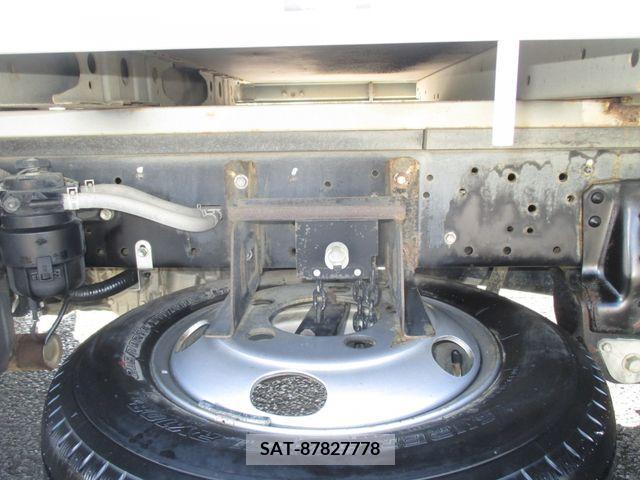 Hino DUTRO 2014-09 202694-27
