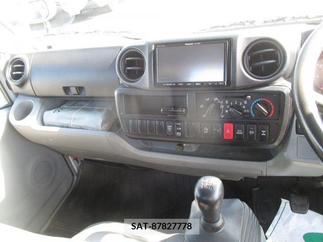 Hino DUTRO 2014-09 202694-18