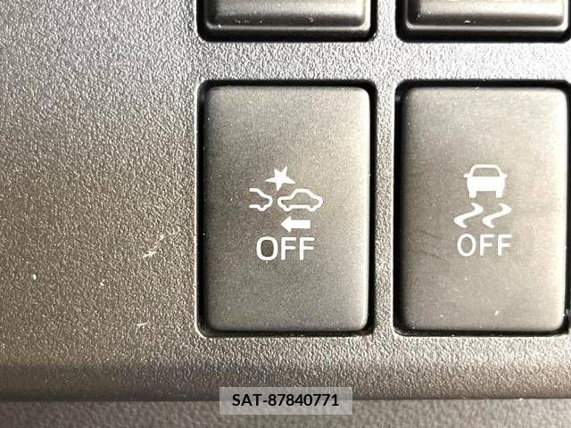 Daihatsu WAKE 2015-10 290113-6