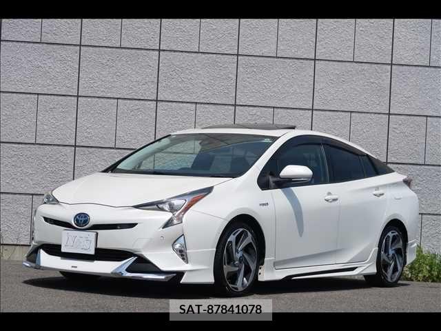 Toyota PRIUS 2017-04 282290-0