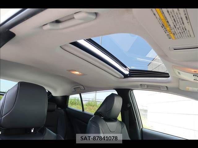 Toyota PRIUS 2017-04 282290-13