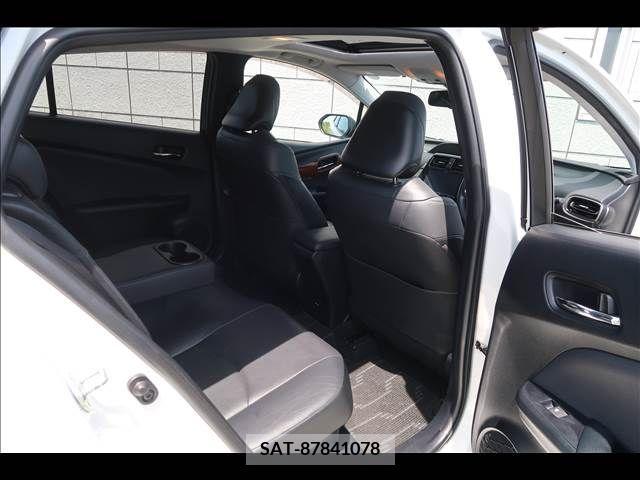 Toyota PRIUS 2017-04 282290-16