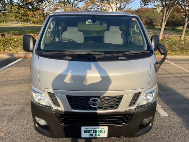 Nissan NV350 Caravan 2013-06 19389-6