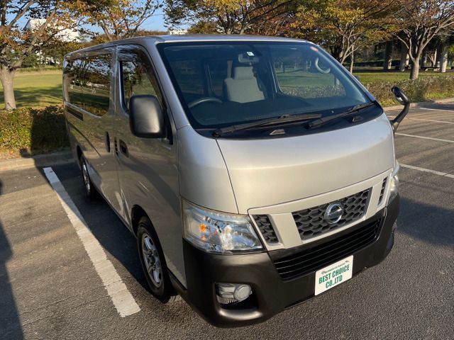 Nissan NV350 Caravan 2013-06 19389-10