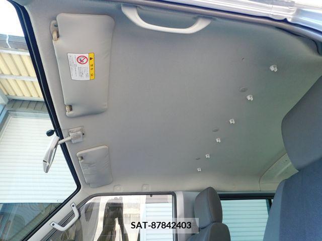 Mazda BONGO VAN 2015-07 202346-21