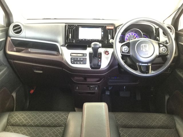 Honda N-WGN 2016-10 19929-1