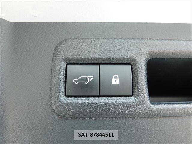 Lexus NX 2017-11 388140-18