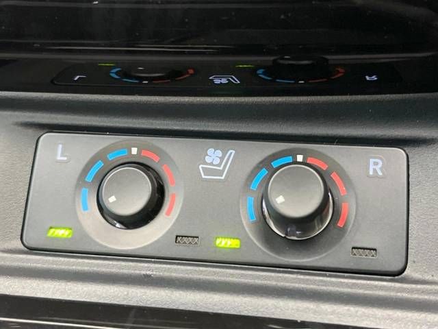 Toyota ALPHARD 2022-05 23652-8