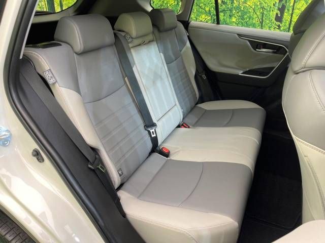 Toyota RAV4 2019-07 192545-9