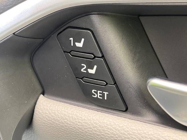 Toyota RAV4 2019-07 192545-6