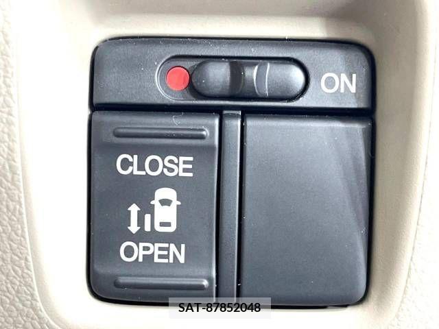 Honda N BOX 2015-06 306594-4