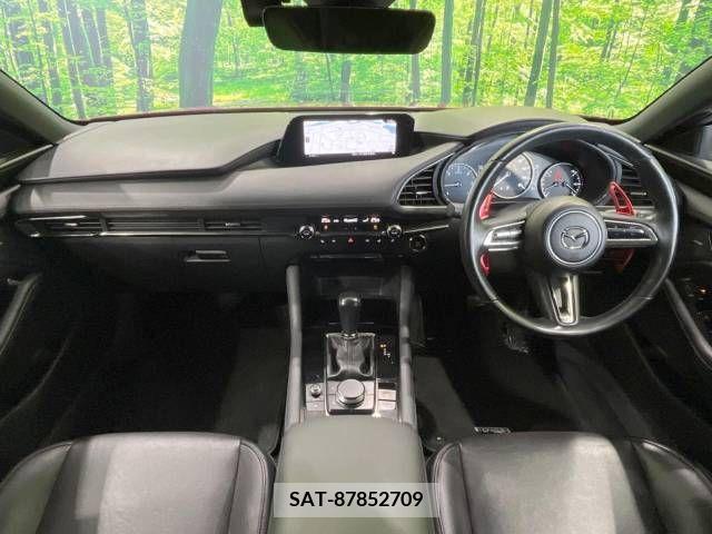 Mazda MAZDA3 2019-05 206535-1