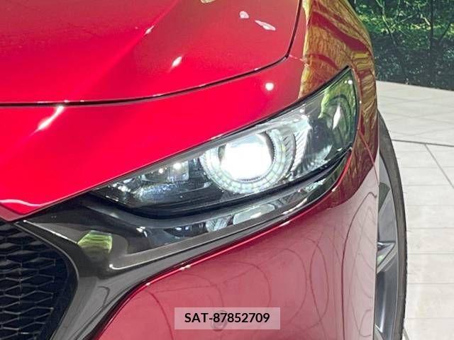 Mazda MAZDA3 2019-05 206535-12