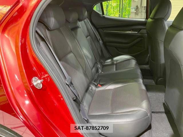 Mazda MAZDA3 2019-05 206535-9
