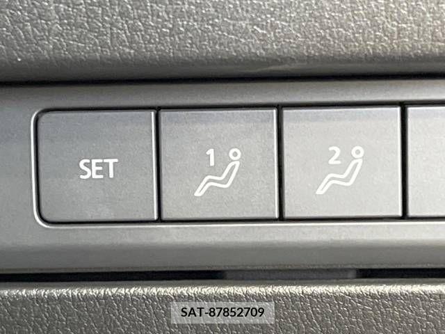 Mazda MAZDA3 2019-05 206535-7