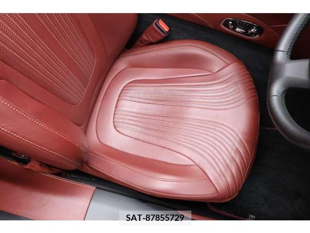Aston Martin Aston Martin 2018-10 326581-5