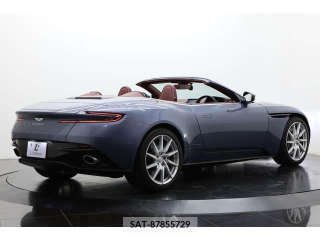 Aston Martin Aston Martin 2018-10 326581-3