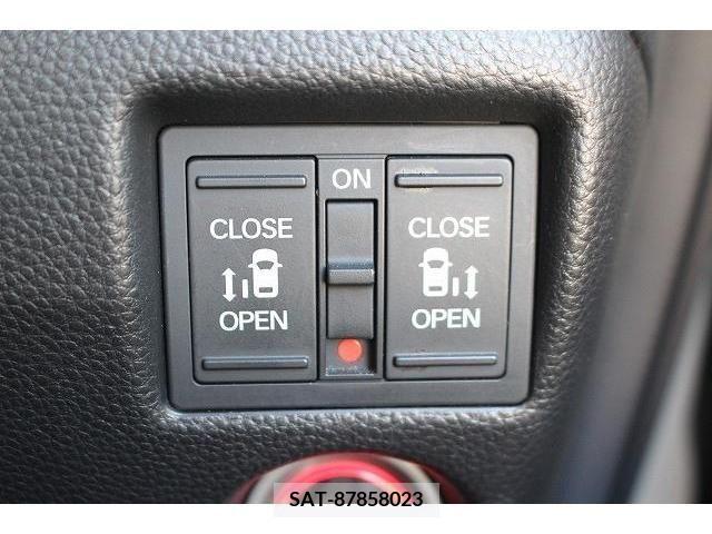 Honda N BOX CUSTOM 2017-12 213340-3
