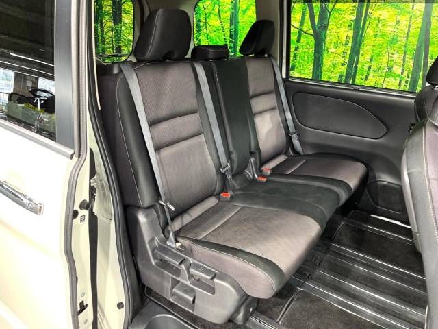 Nissan SERENA 2018-01 182684-8